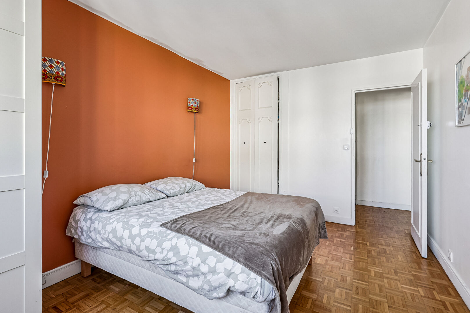 CARNOT 2 min du métro 3 pièces lumineux avec balcon, sans vis-à-vis