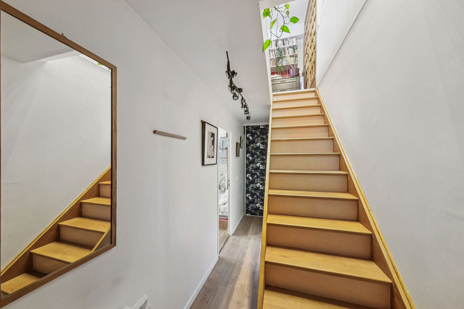 Duplex type Loft, 3 pièces LES LILAS