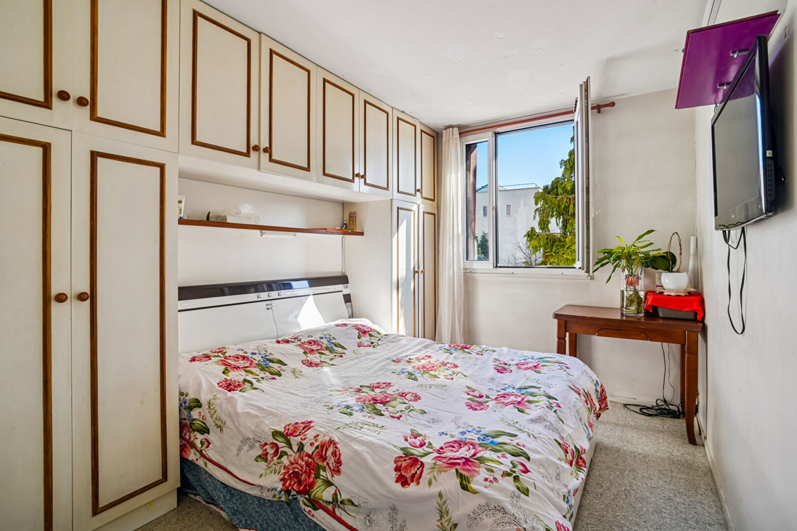 Appartement 3 pièces - ROMAINVILLE CENTRE