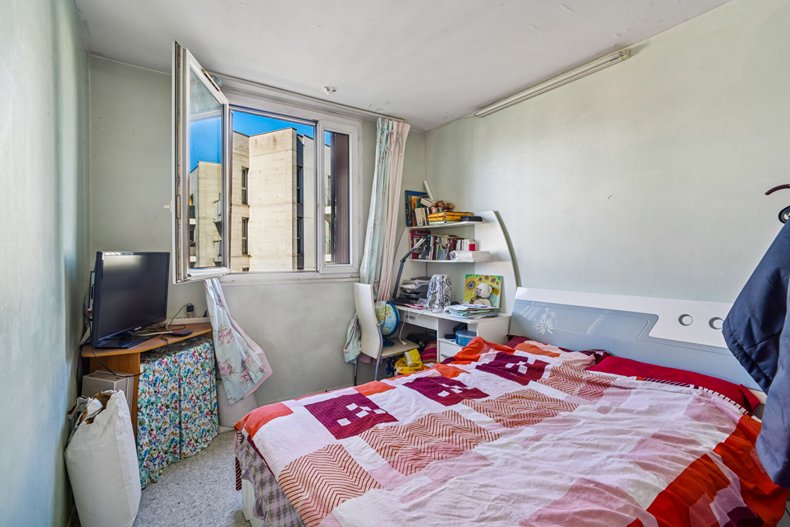 Appartement 3 pièces - ROMAINVILLE CENTRE