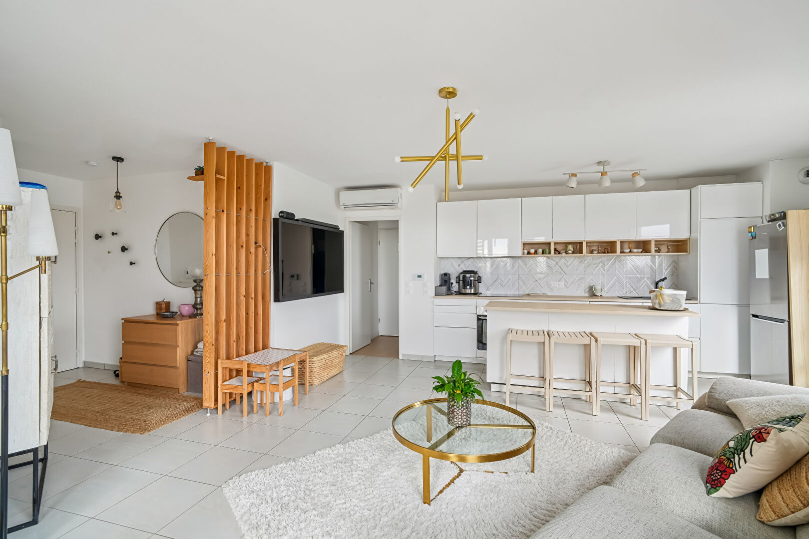 Appartement  Montreuil - Romainville 3 pièce(s) 66 m2