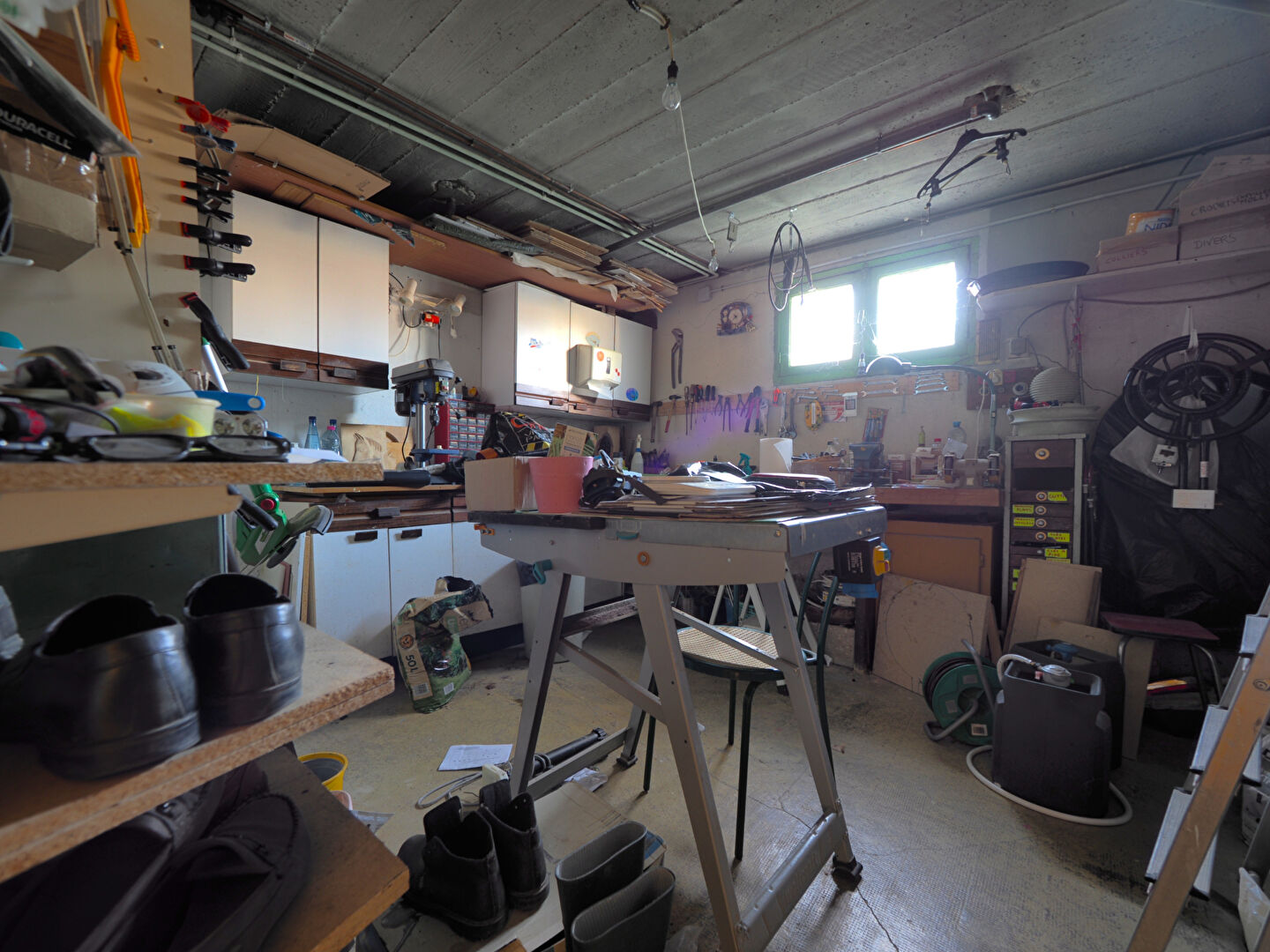 MAISON DE CARACTÈRE AVEC GRAND JARDIN - AU PIED DU MÉTRO PLACE CARNOT