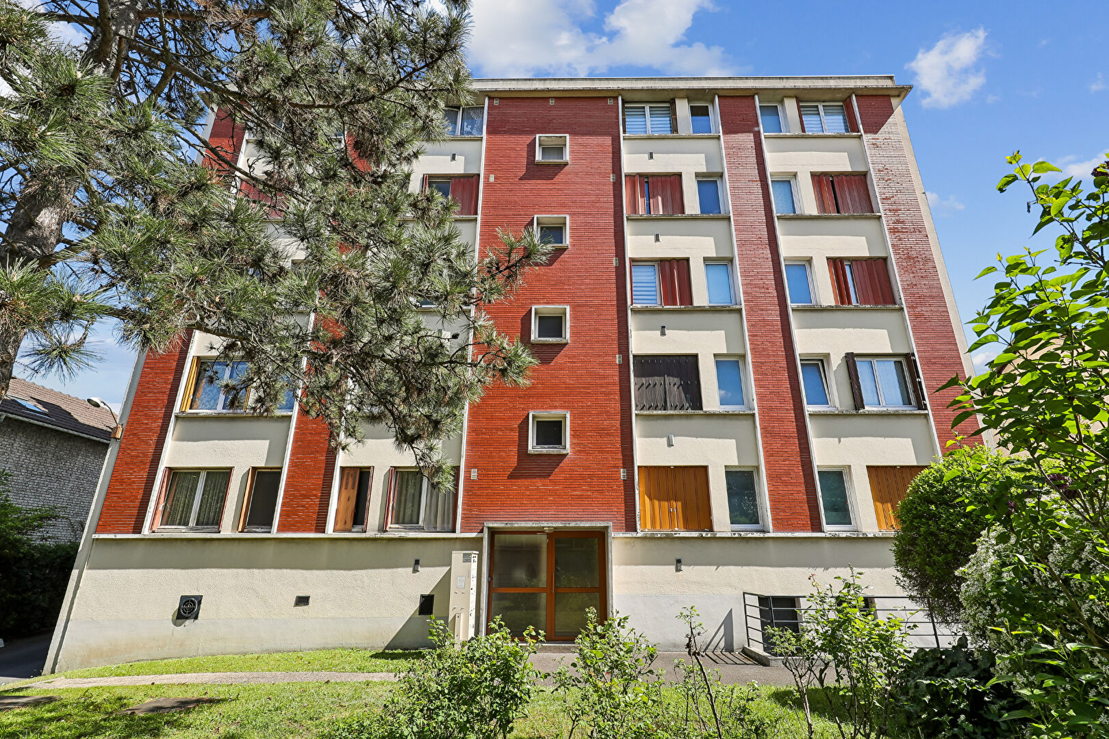 APPARTEMENT  -  4 PIECES - NOISY LE SEC - 10 minutes du RER E