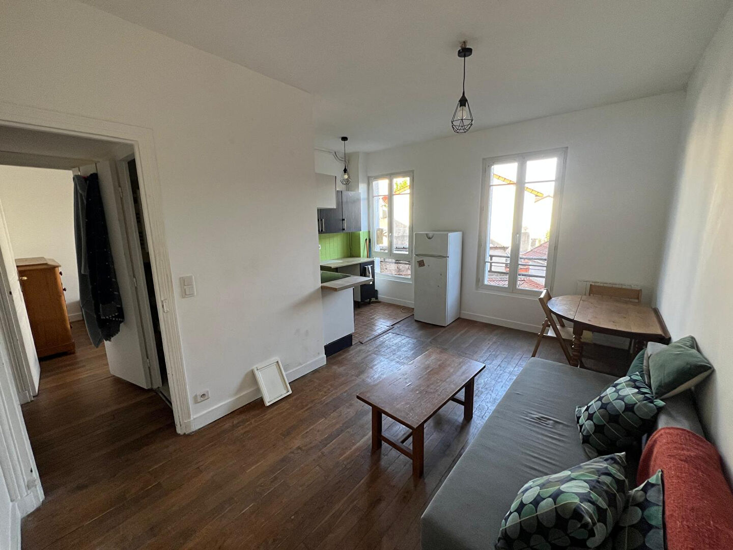 APPARTEMENT 2/3 PIECES - BAGNOLET