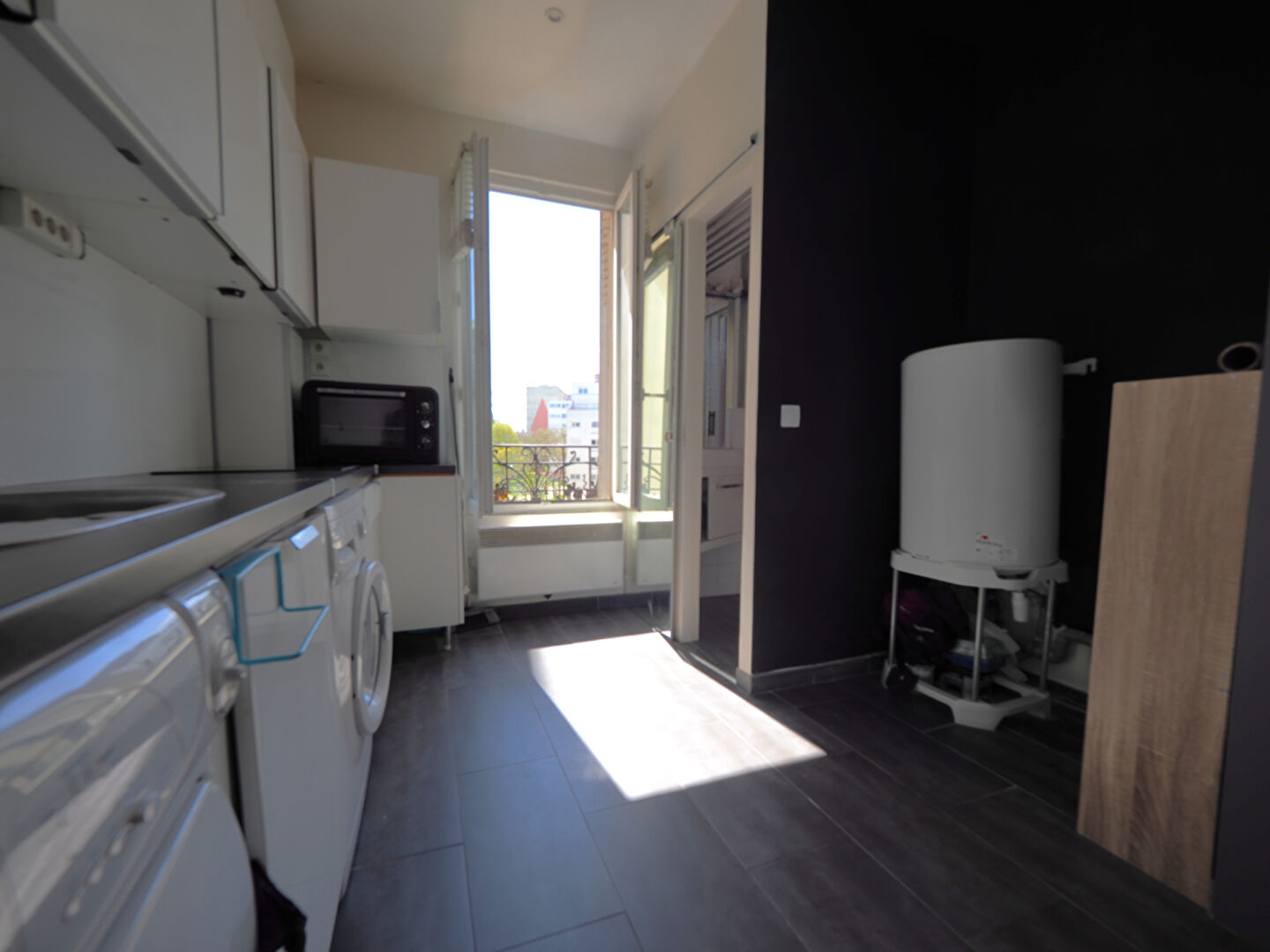 A VENDRE - 35 m² -  HOPITAL DE MONTREUIL