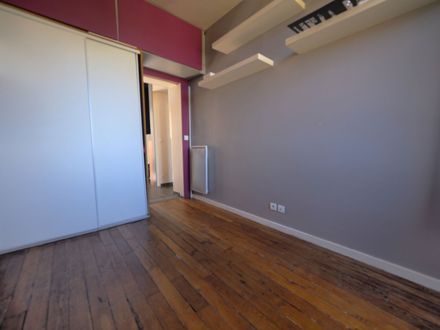 A VENDRE - 35 m² -  HOPITAL DE MONTREUIL