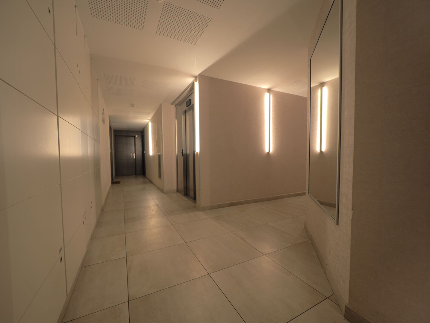 EXCLUSIVITÉ  Studio meublé avec jardin à Romainville