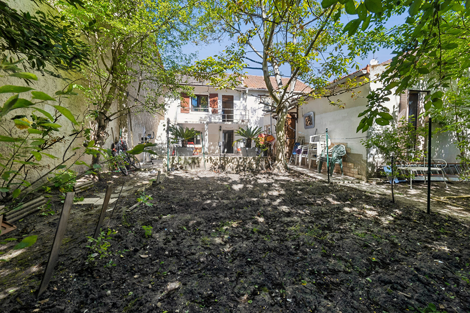 Maison Romainville 6 pièces 237 m2 avec jardin