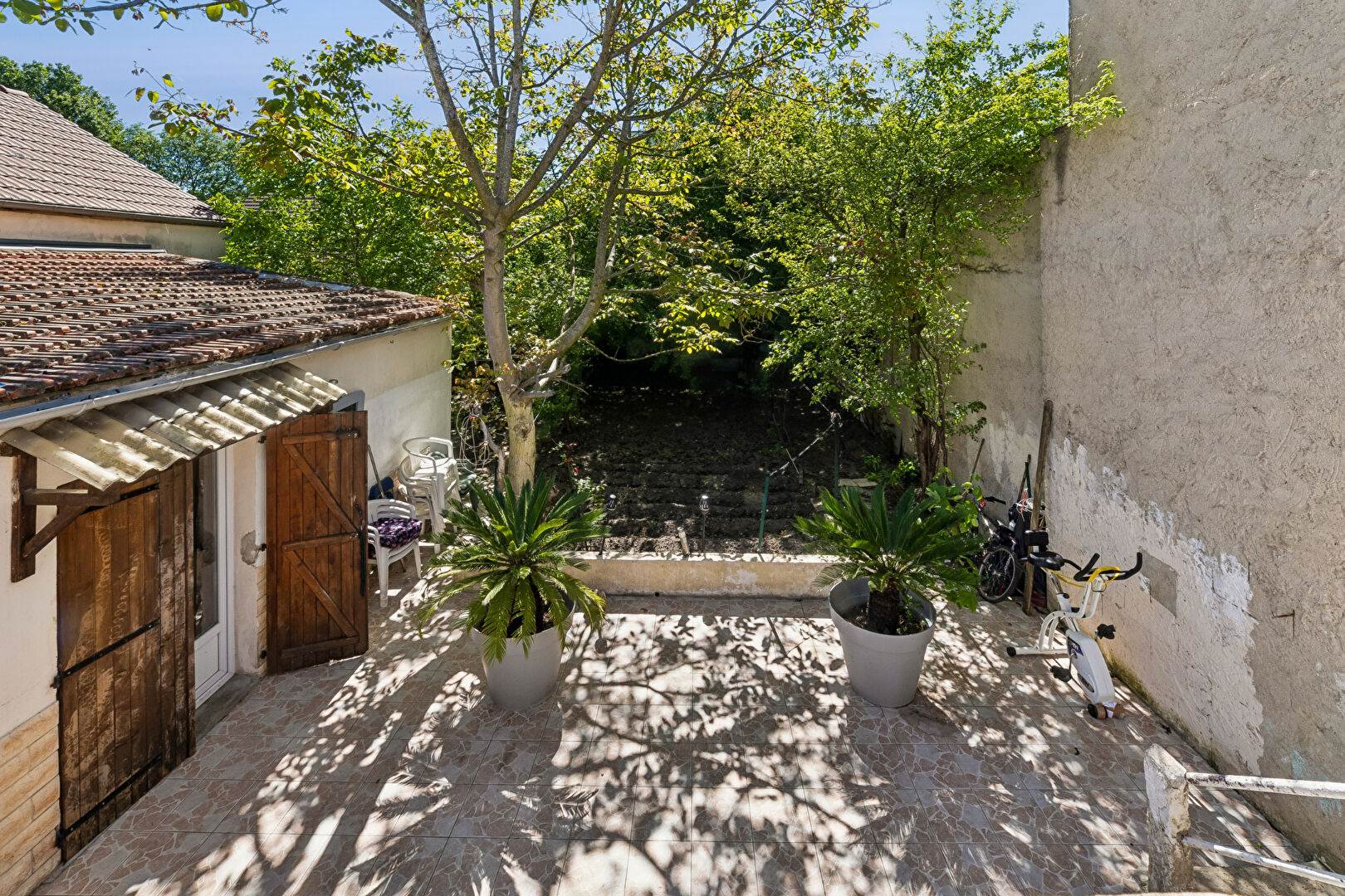 Maison Romainville 6 pièces 237 m2 avec jardin