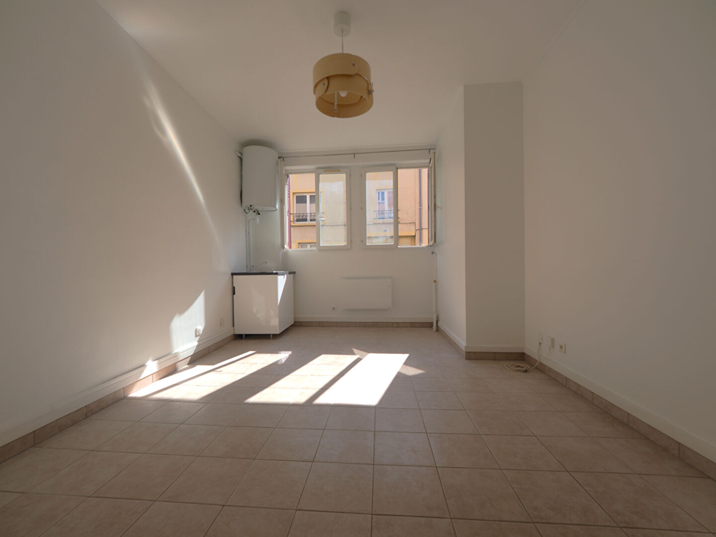 Appartement Romainville 1 pièces 30 m2