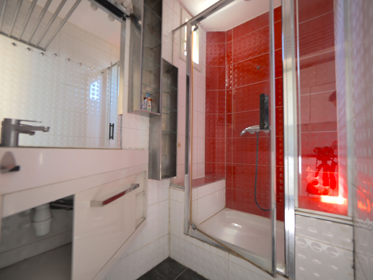 A VENDRE - 35 m² -  HOPITAL DE MONTREUIL