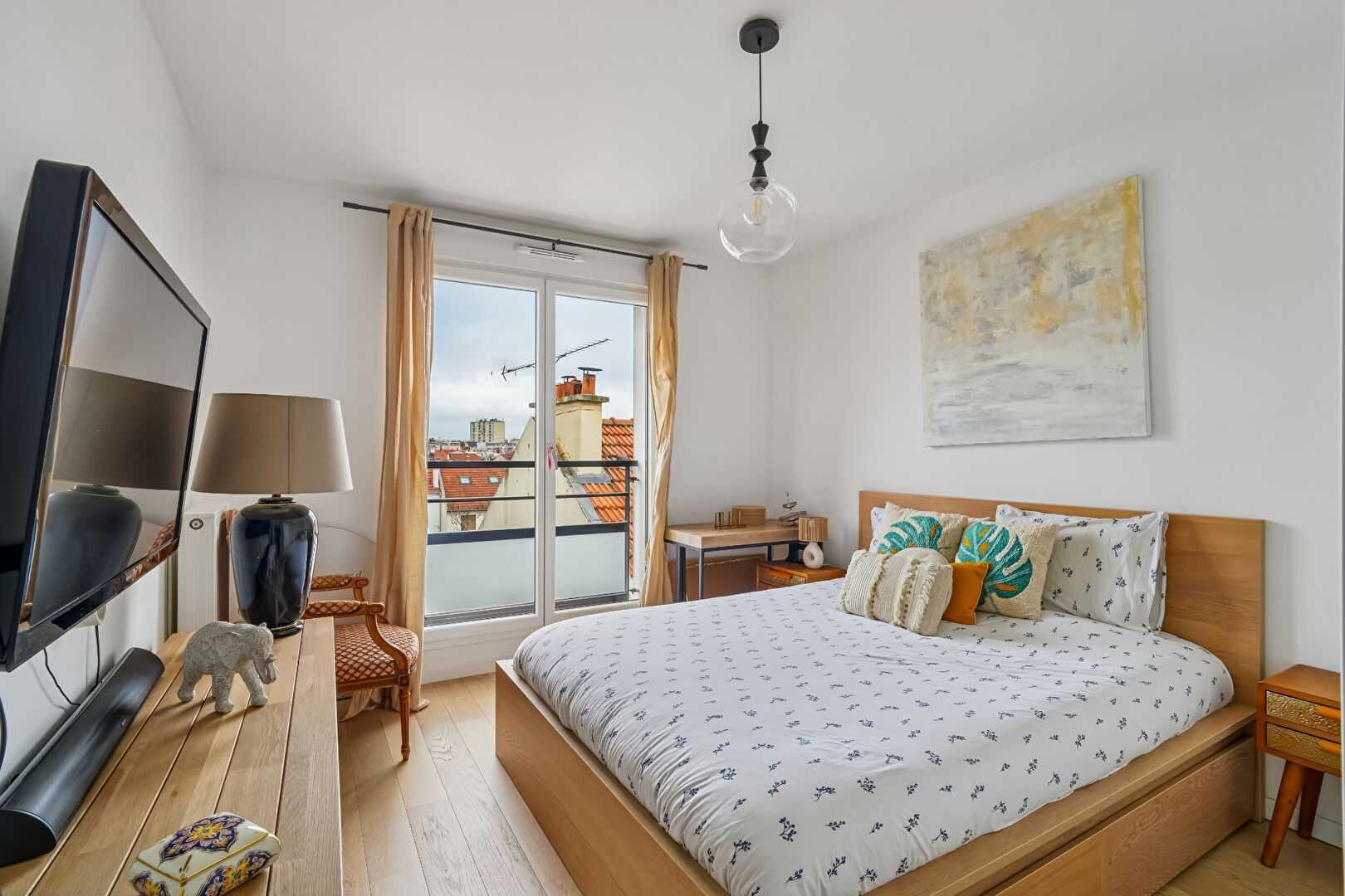 Appartement  Romainville 3 pièce(s) 67 m2