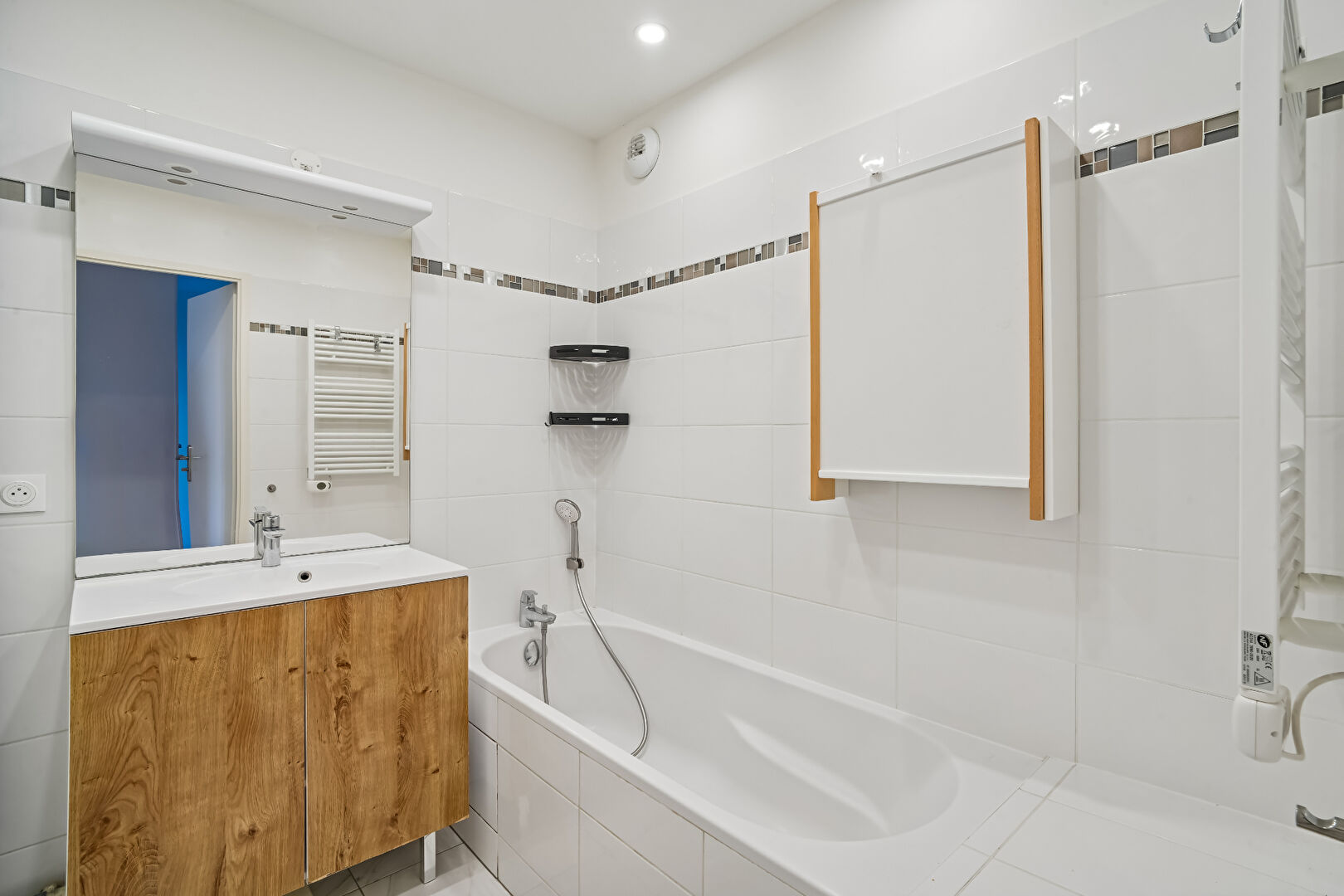 Appartement  Romainville 3 pièce(s) 67 m2