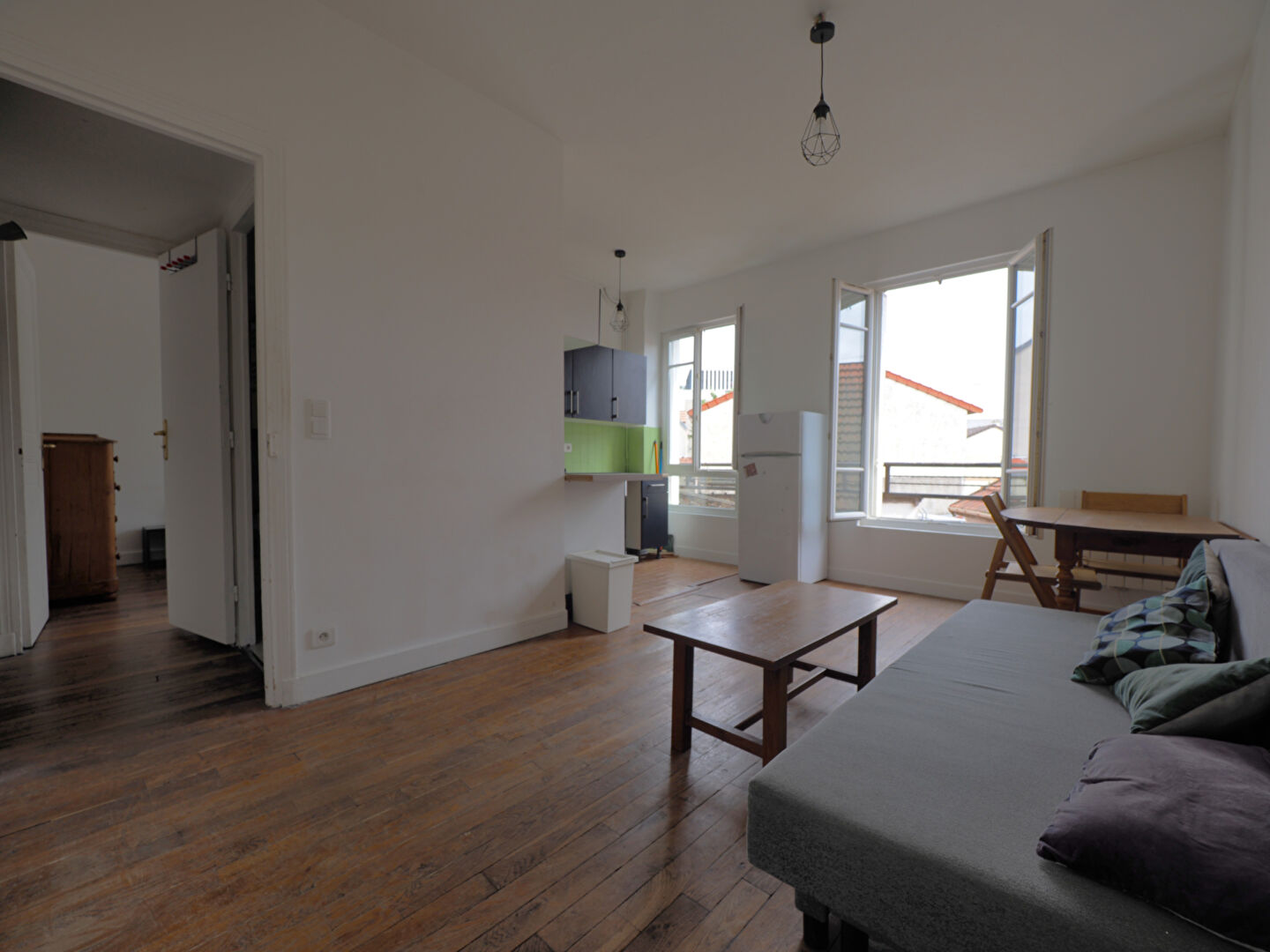 APPARTEMENT 2/3 PIECES - BAGNOLET