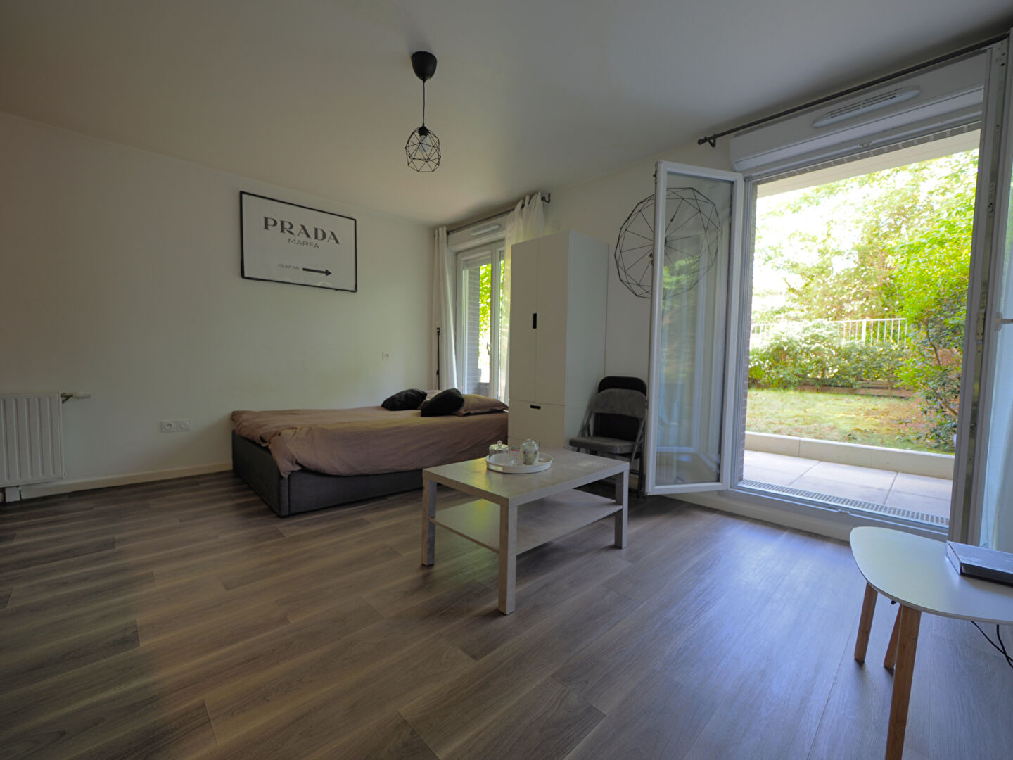 EXCLUSIVITÉ  Studio meublé avec jardin à Romainville