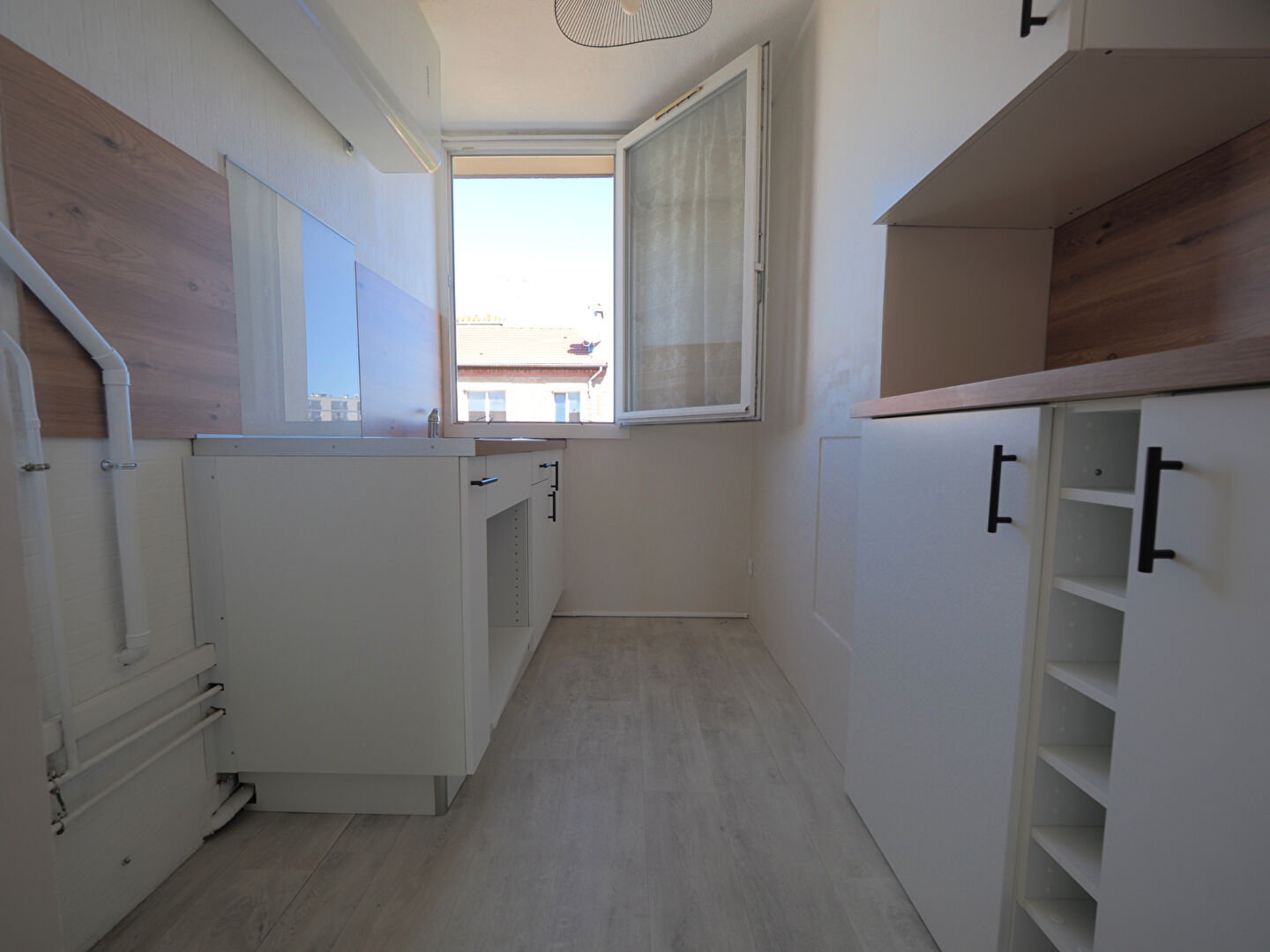 Appartement Romainville 2 pièces 40 m2 Métro Carnot