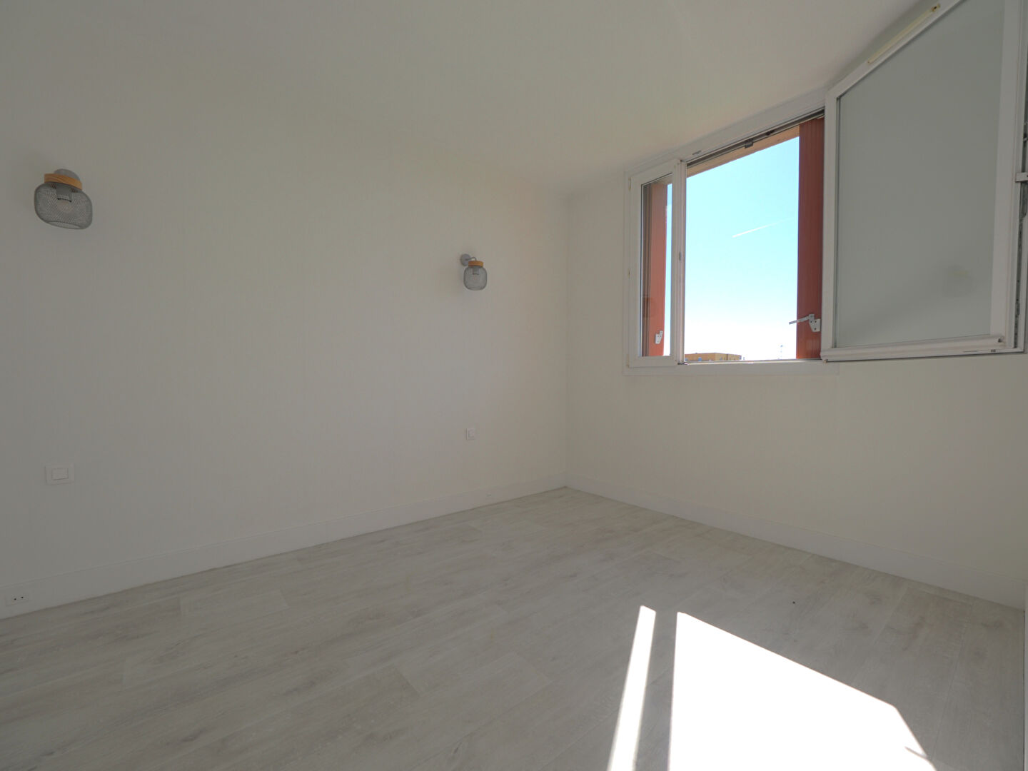 Appartement Romainville 2 pièces 40 m2 Métro Carnot