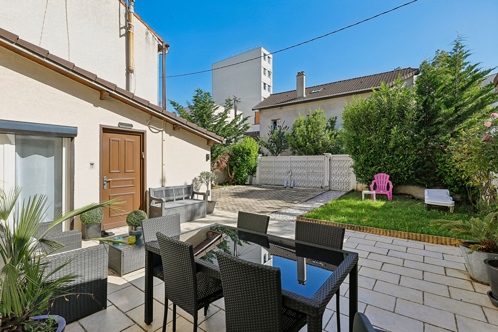 Maison proche Métro Carnot
