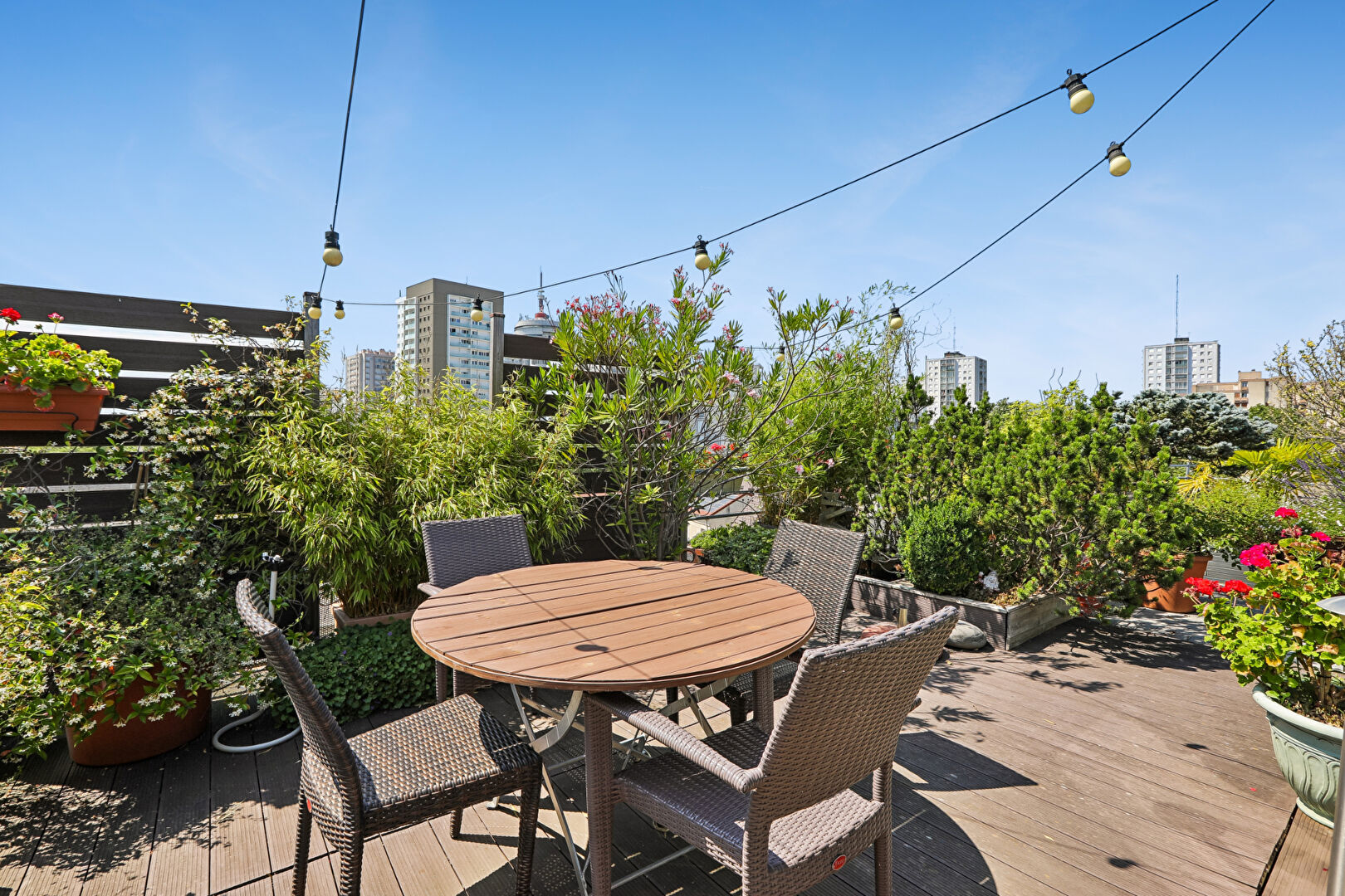 Loft d'exception avec rooftop panoramique Les Lilas 5 pièces 132 m2