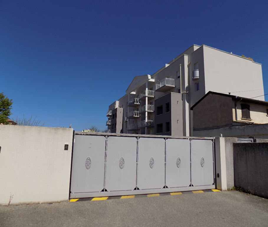 Vente d'un appartement 2 pièces (45 m²) à ROMANS SUR ISERE