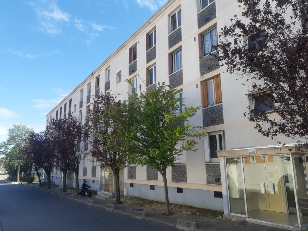 Appartement Bobigny 3 pièce(s) 55.03 m2