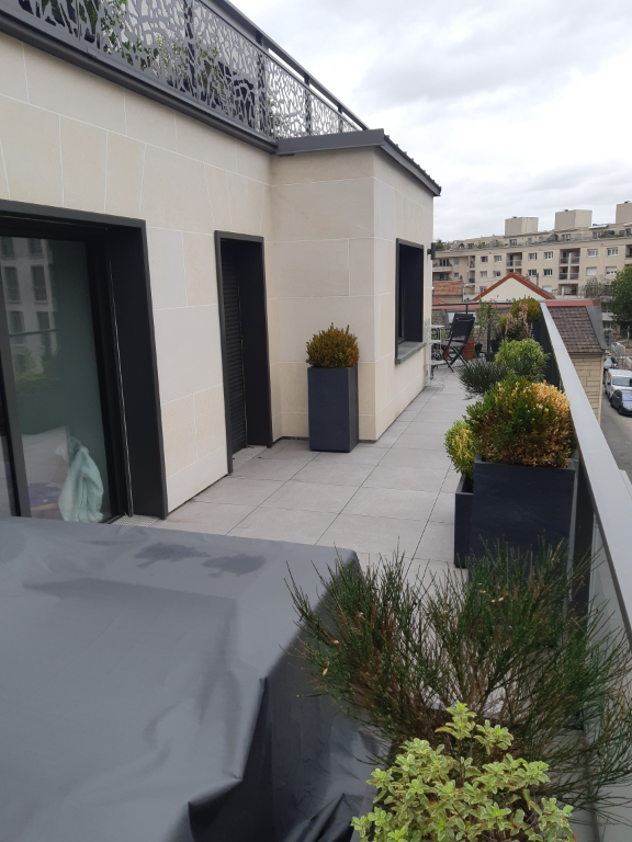 Appartement  5 pièce(s)