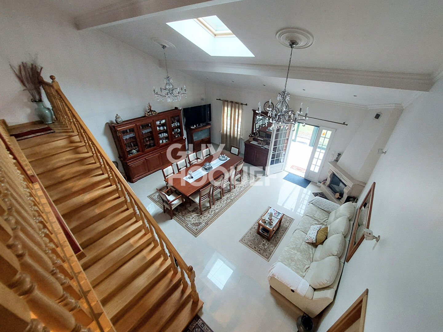 Pavillon individuel non mitoyen de 7 pièces