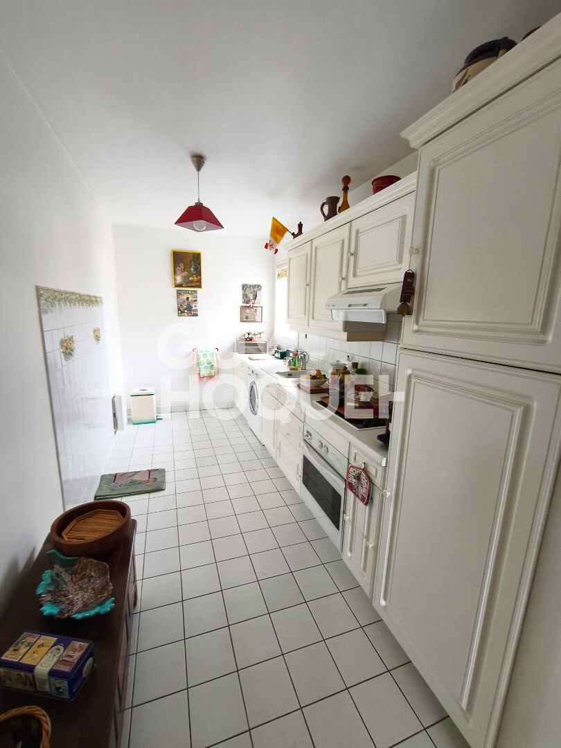 APPARTEMENT 3 PIECES AU GOLF DE ROSNY