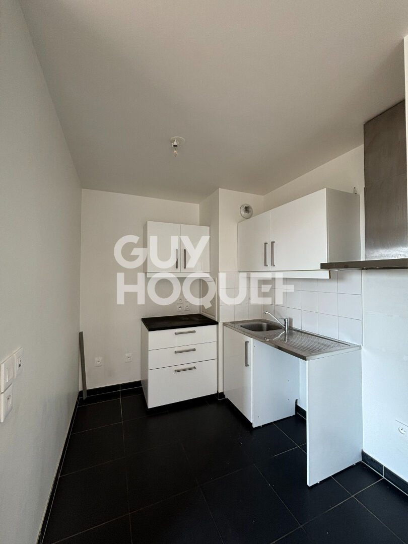 PROCHE GARE RER/MARE HUGUET