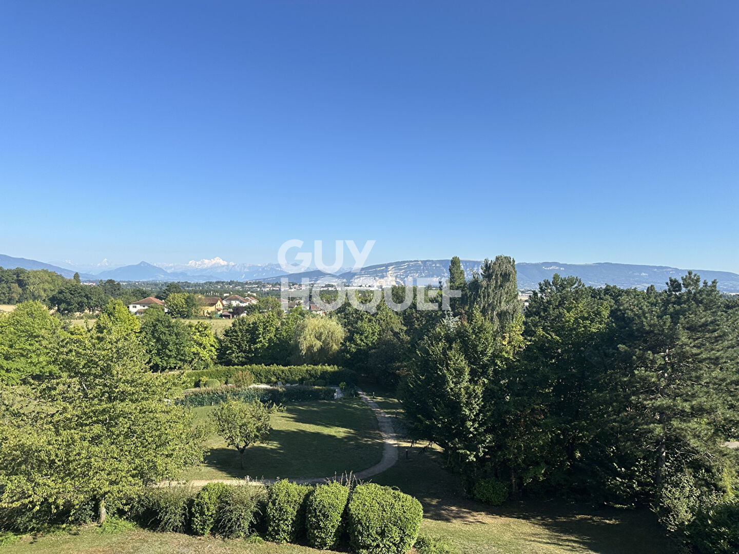 Prévessin-Moëns  T6 Rooftop