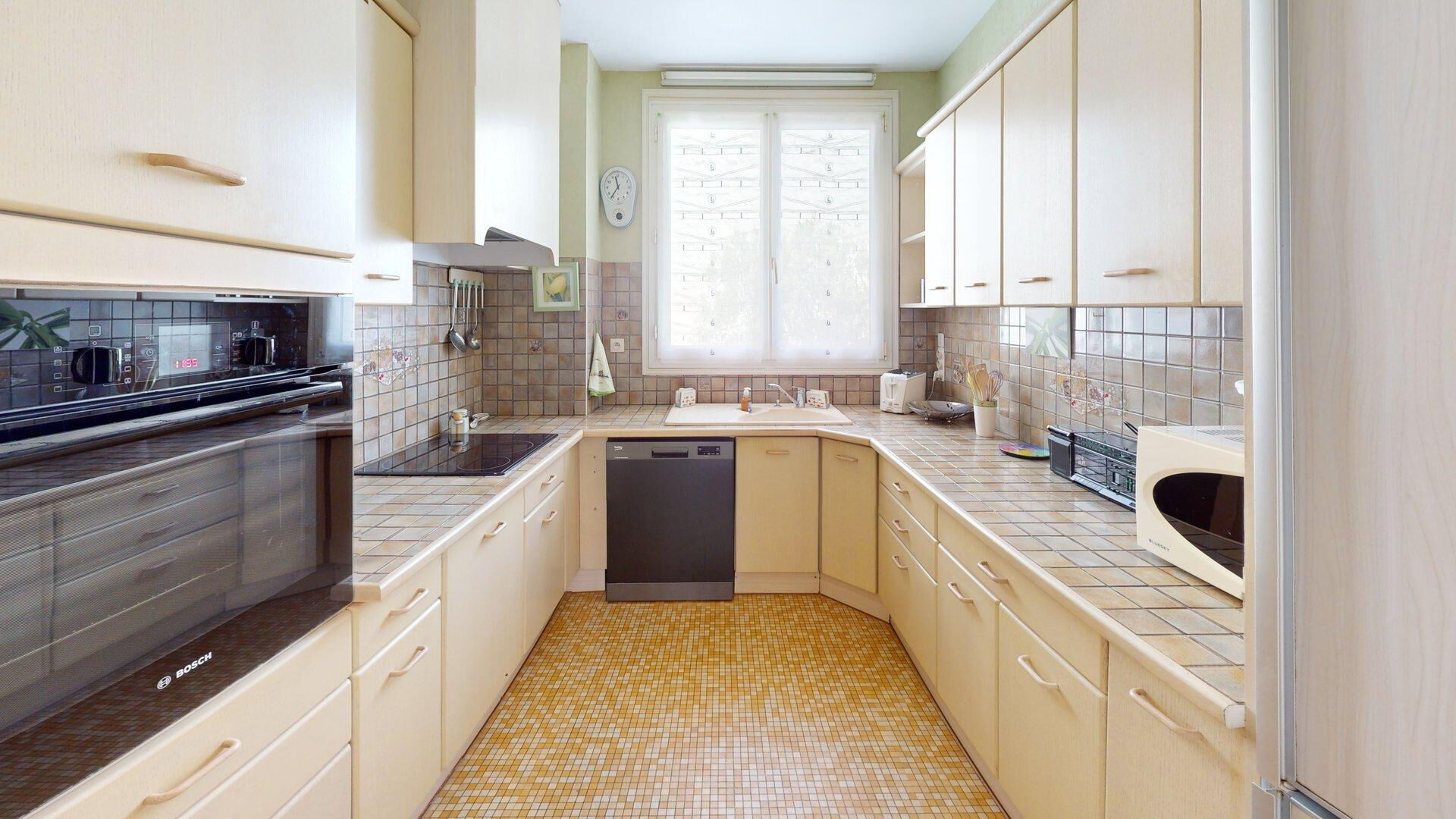 Maison à vendre à Royan - 4 chambres, proche de la mer