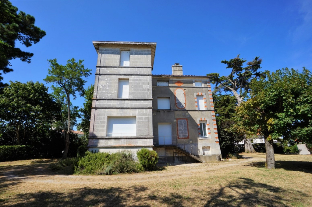 À vendre à SAINT DE DIDONNE (17110), appartement d'environ 113