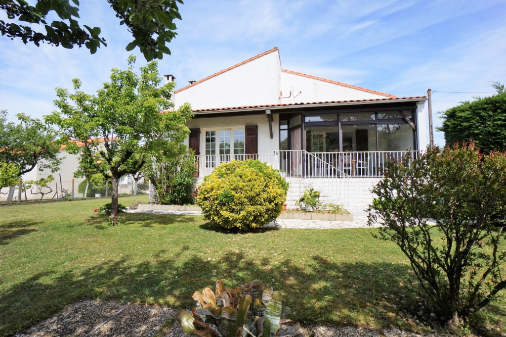 Maison 5 pièces en vente à VAUX SUR MER