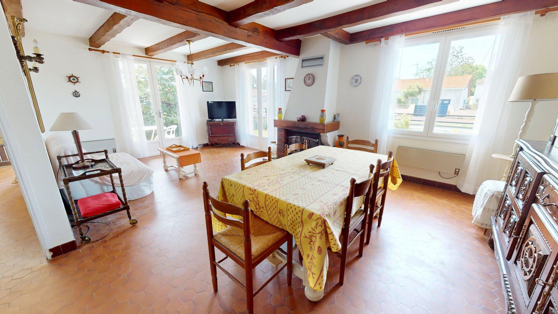 Maison 3 pièces à vendre à Royan, proche commodités et mer