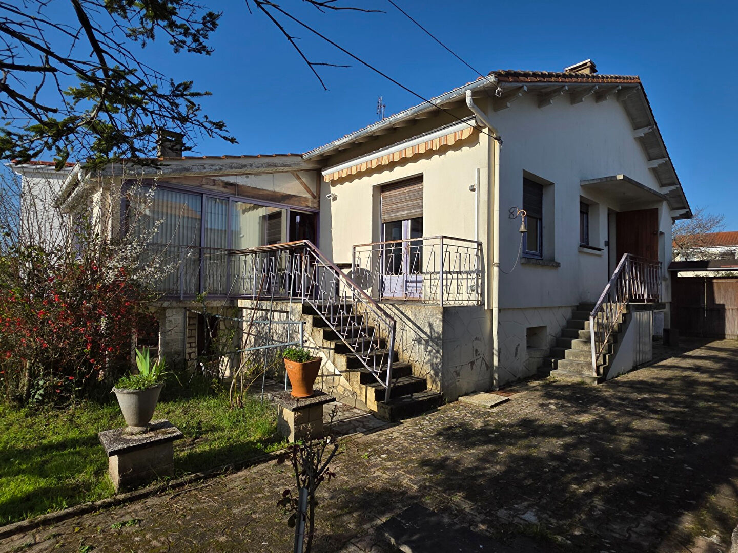 Maison 8 pièces à vendre à Royan, proche commodités et mer