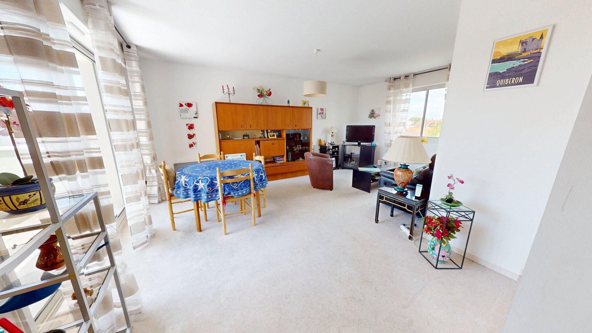 À vendre : Appartement 3 pièces à Royan