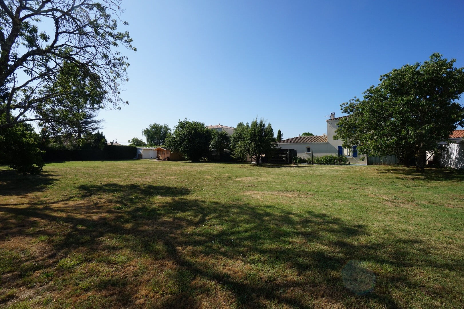 Terrain de 1836 m² à vendre à Saint Palais sur Mer
