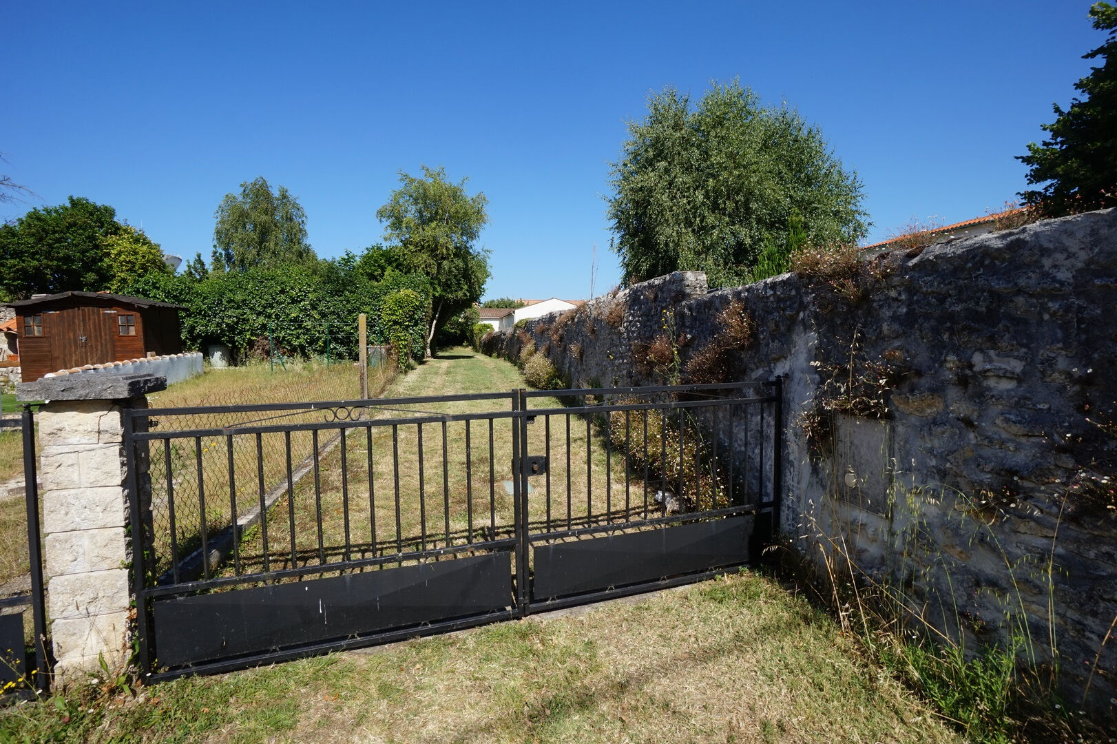 Terrain de 1836 m² à vendre à Saint Palais sur Mer