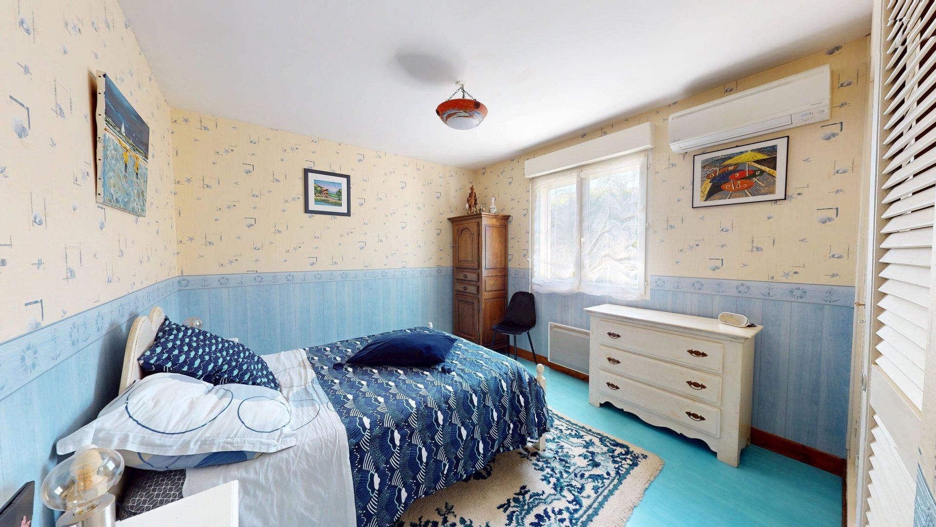 Maison plain-pied à vendre à Royan - 4 chambres et grand terrain