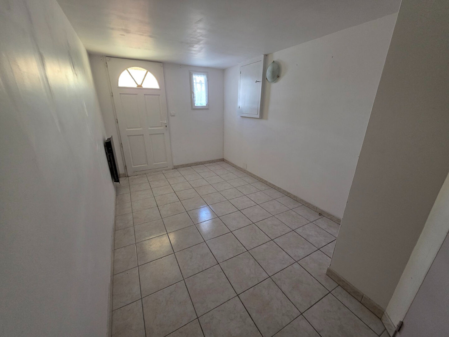 Appartement 3 pièces à vendre à Royan, proche marché et commodités