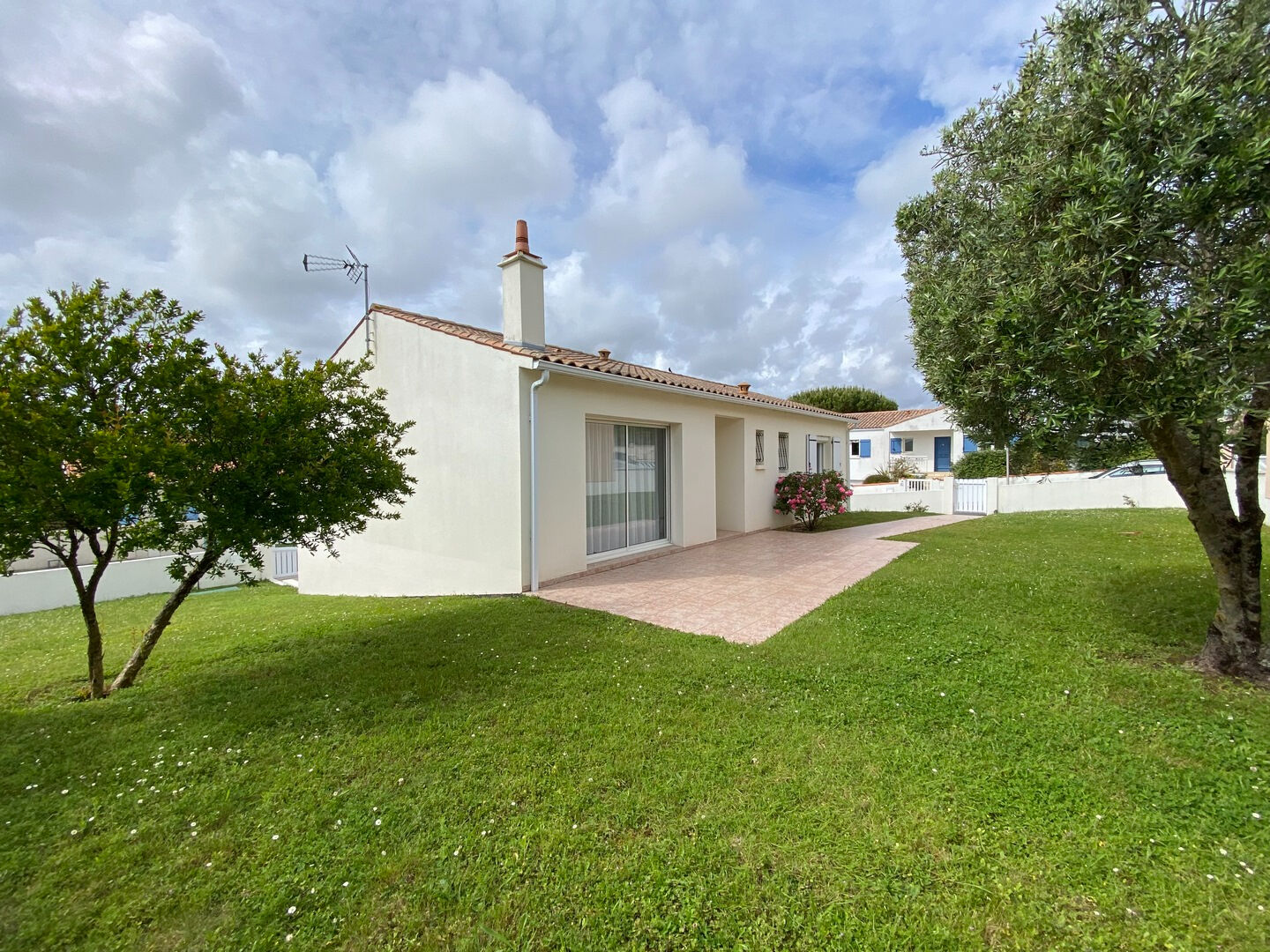 Maison à vendre à Royan - 3 pièces avec jardin et sous-sol