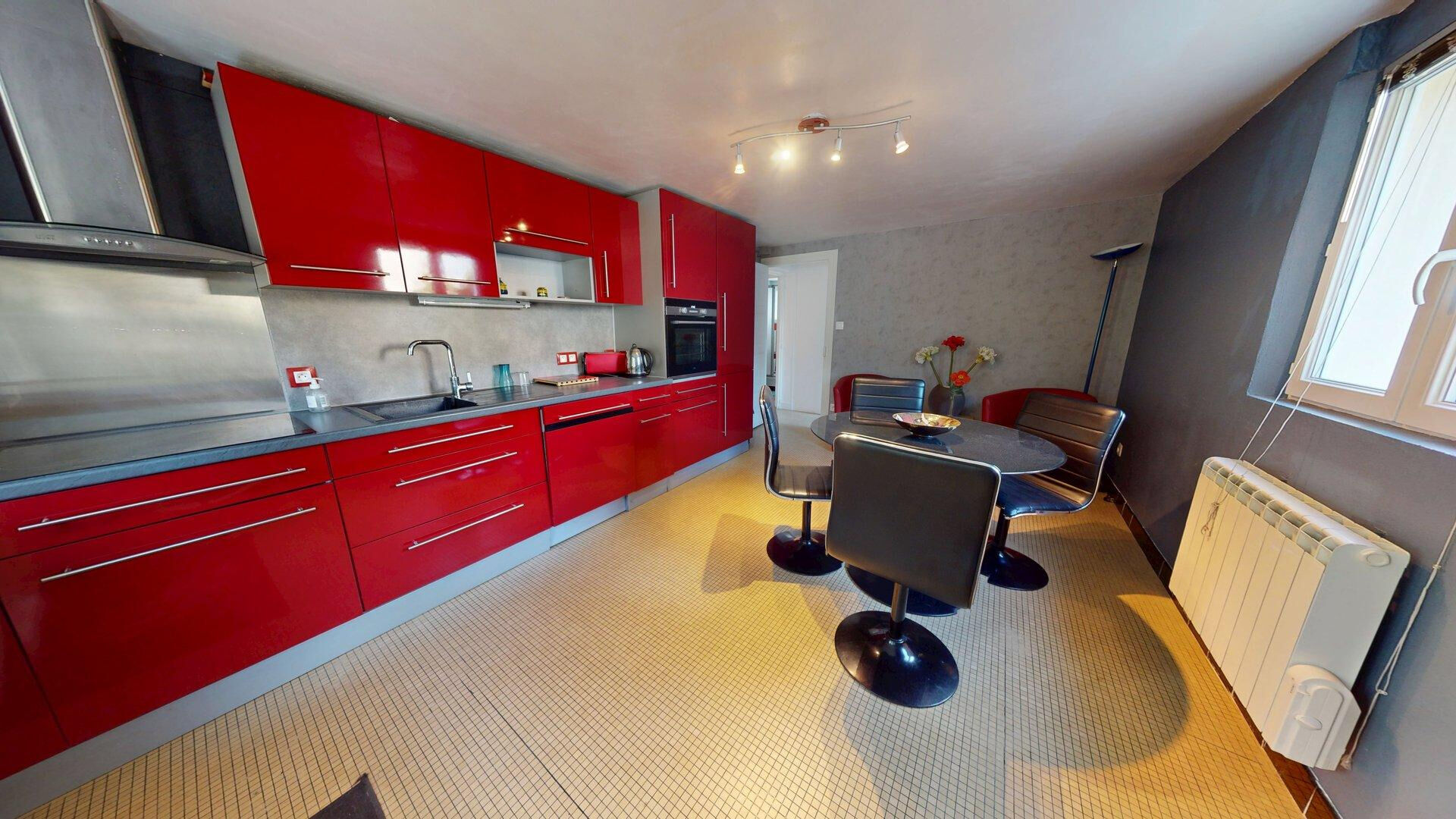 Maison à vendre à Royan - 4 chambres, proche de la mer