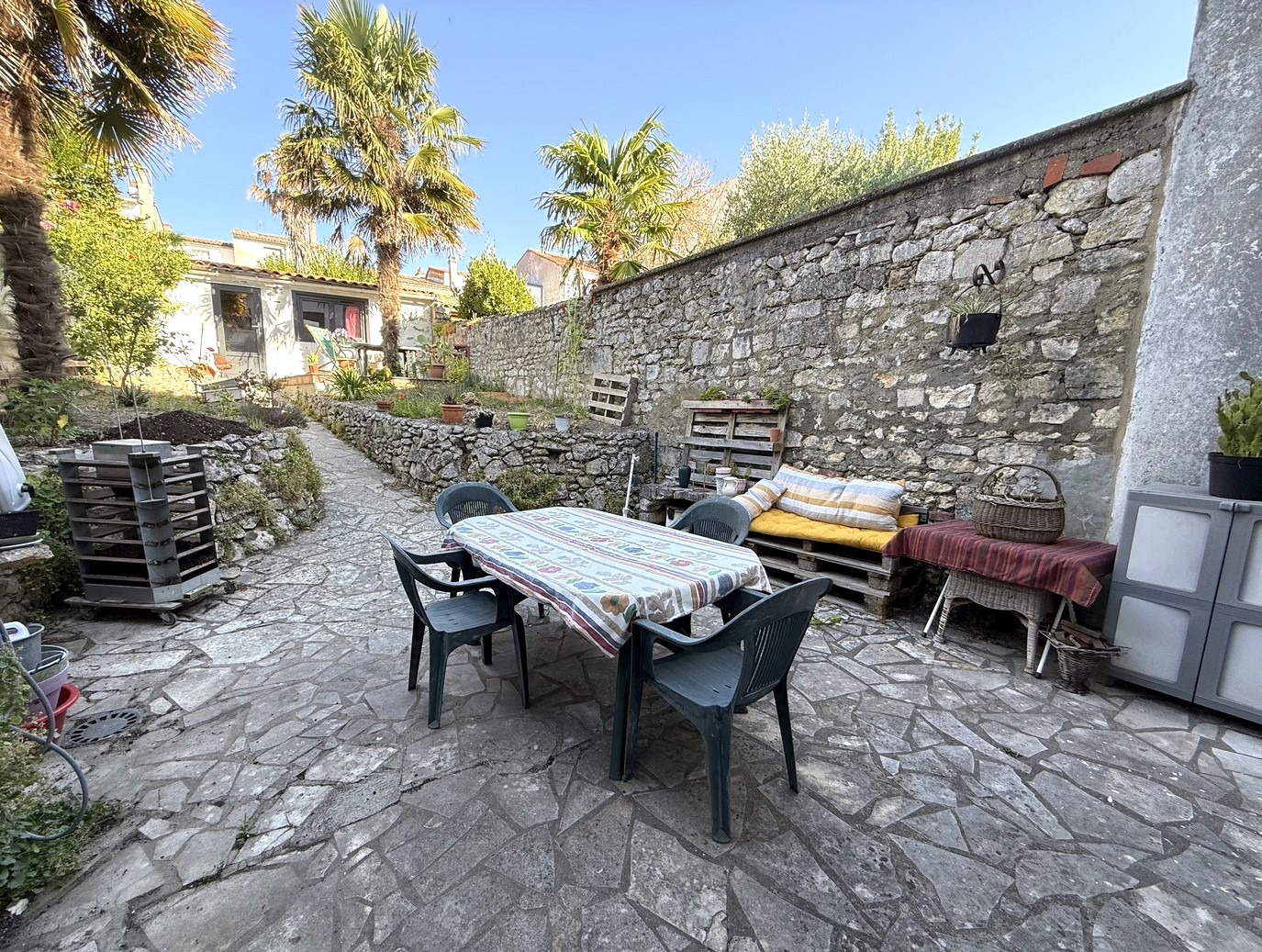 Maison à vendre à Royan - 4 pièces, proche de la mer