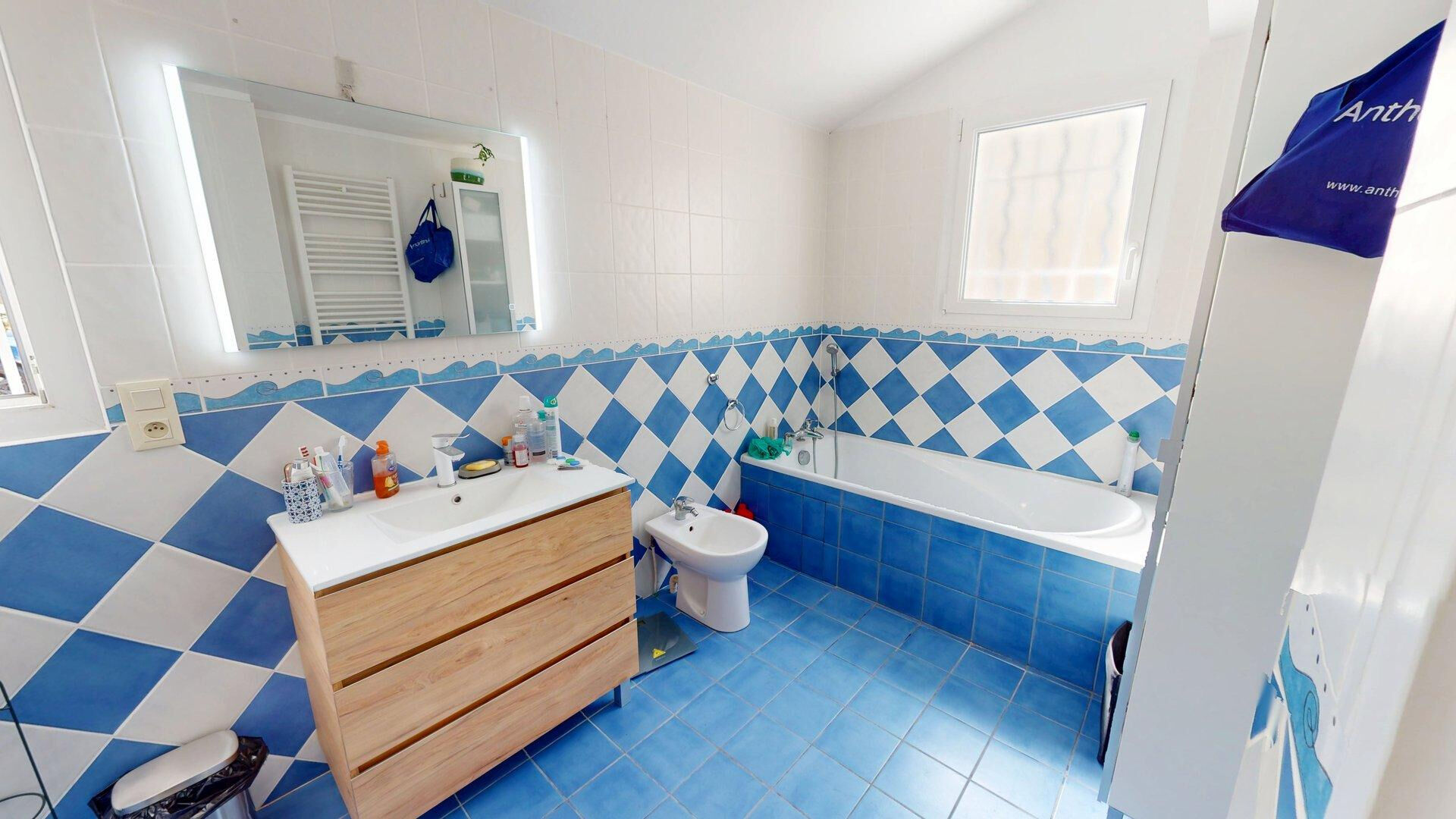 ROYAN : maison 4 pièces à vendre