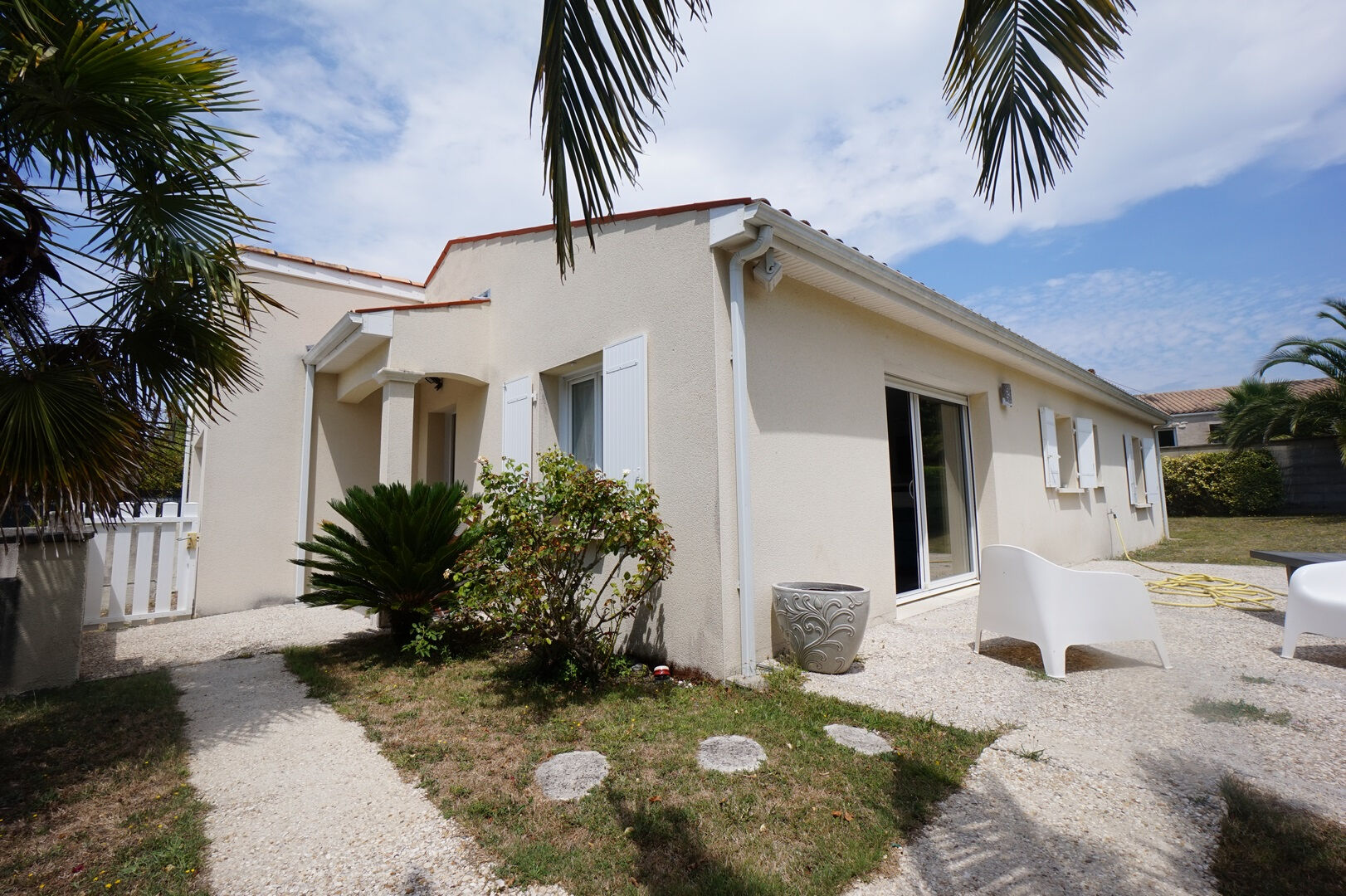 Maison à vendre à Médis - 3 pièces, 2 chambres, garage