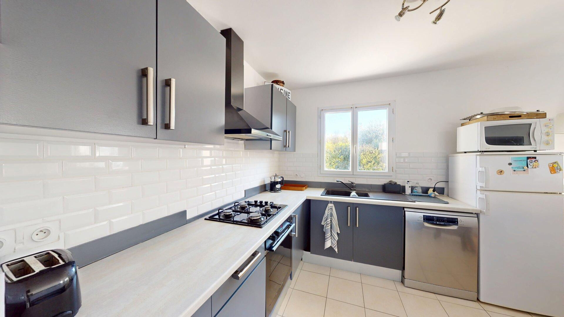 Maison à vendre à Médis - 3 pièces, 2 chambres, garage