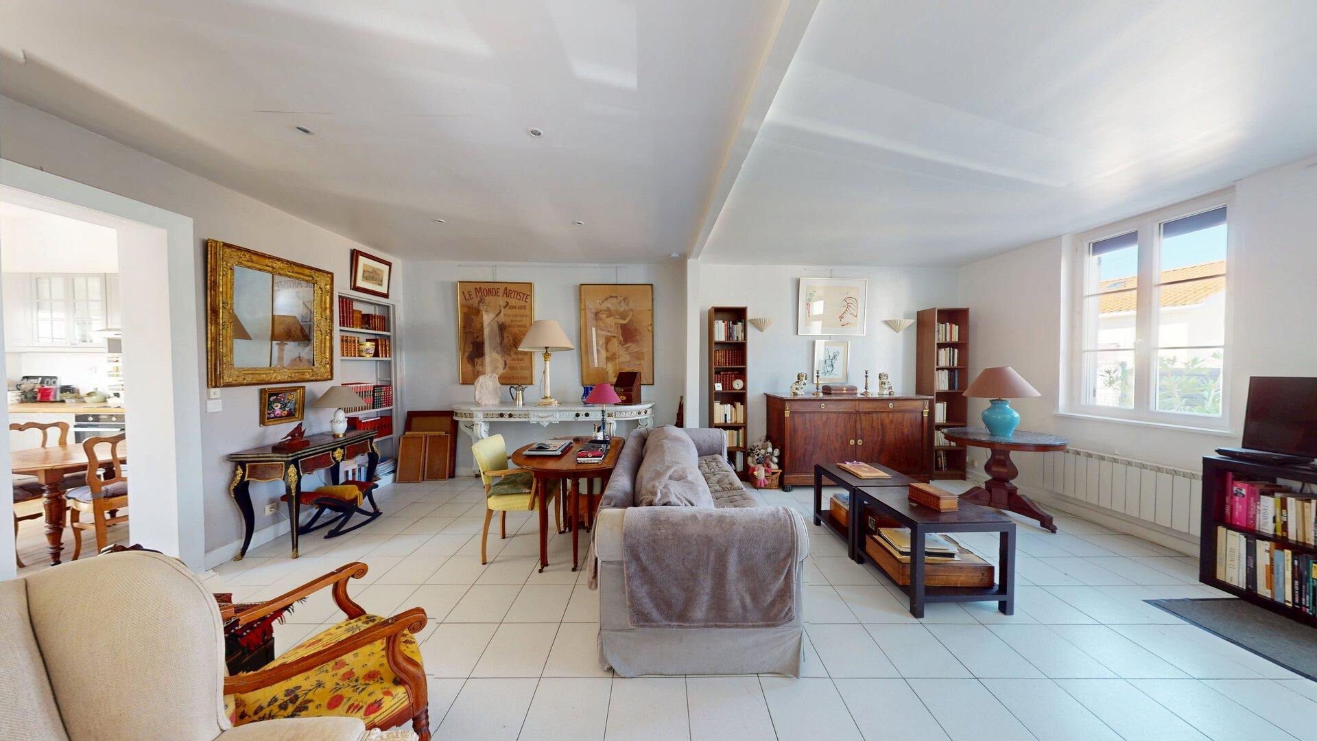 Maison avec deux logements à vendre à Royan