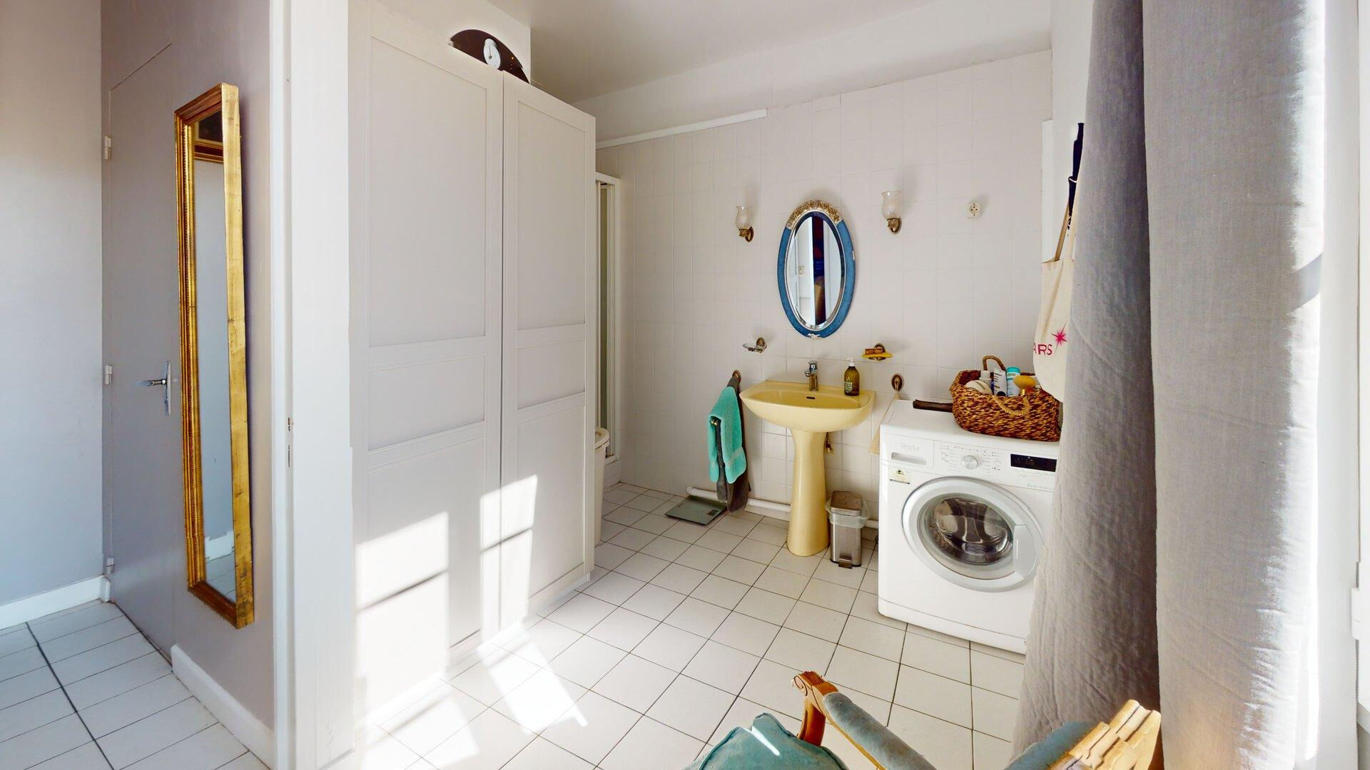 Maison avec deux logements à vendre à Royan