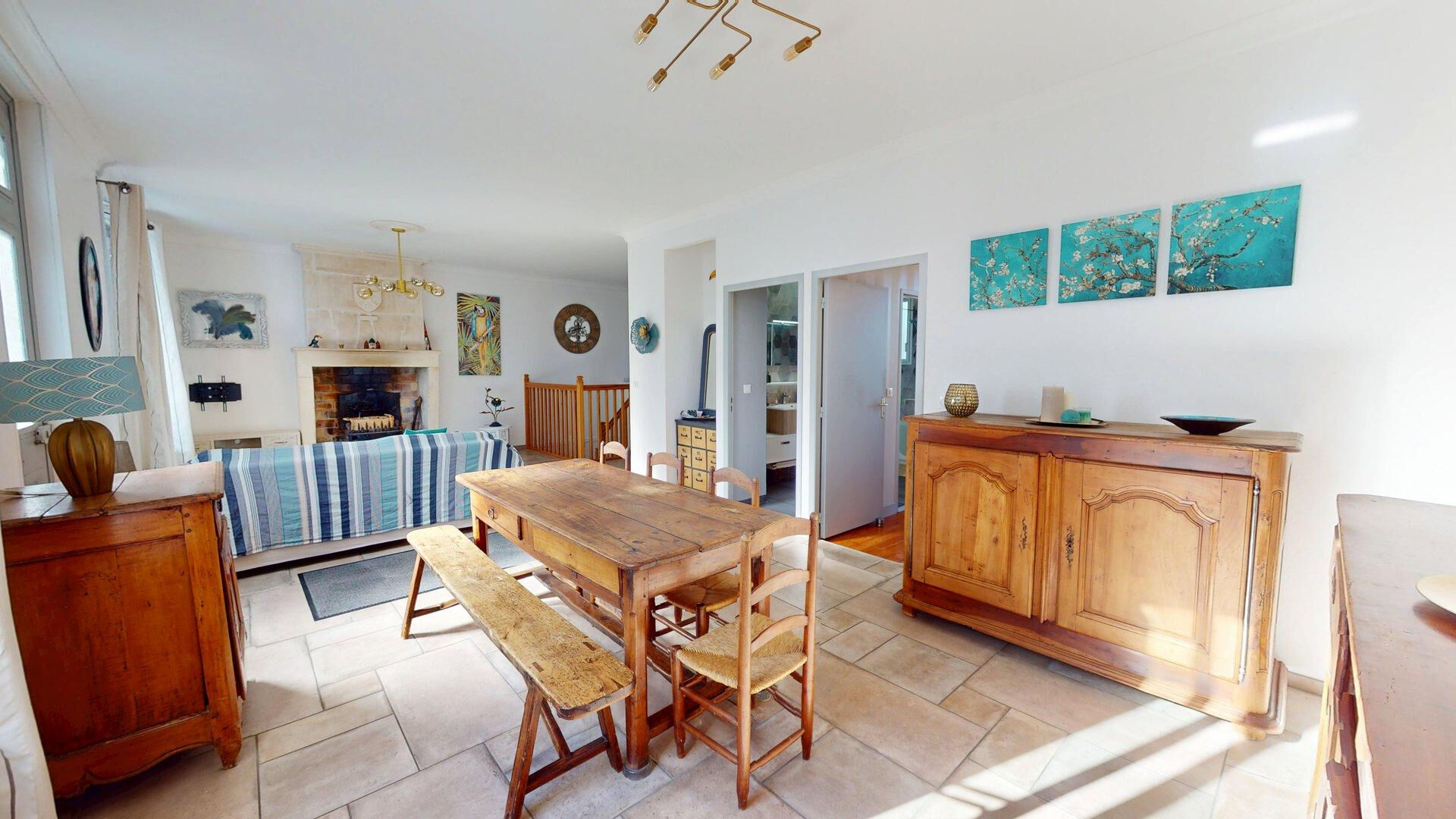 Maison à vendre à Meschers sur Gironde - 5 chambres, proche de la mer