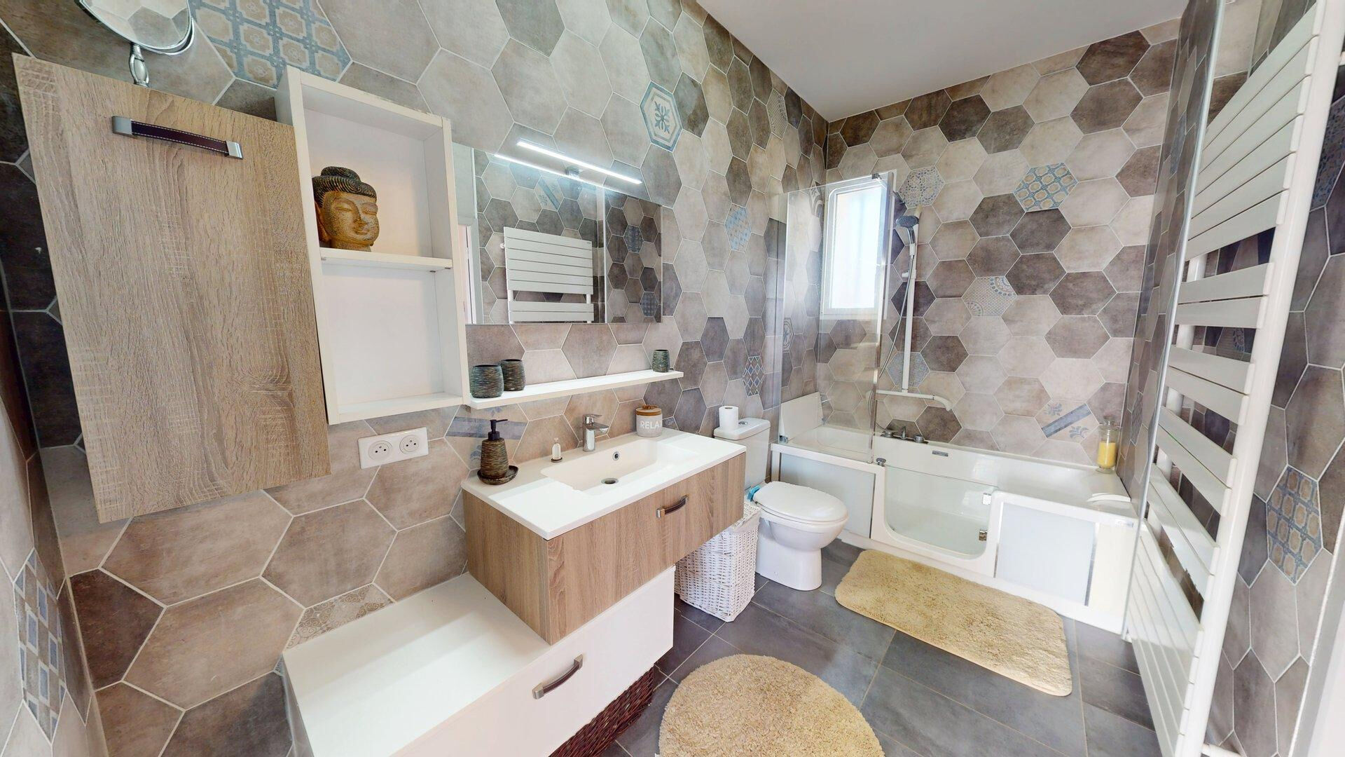 Maison à vendre à Meschers sur Gironde - 5 chambres, proche de la mer